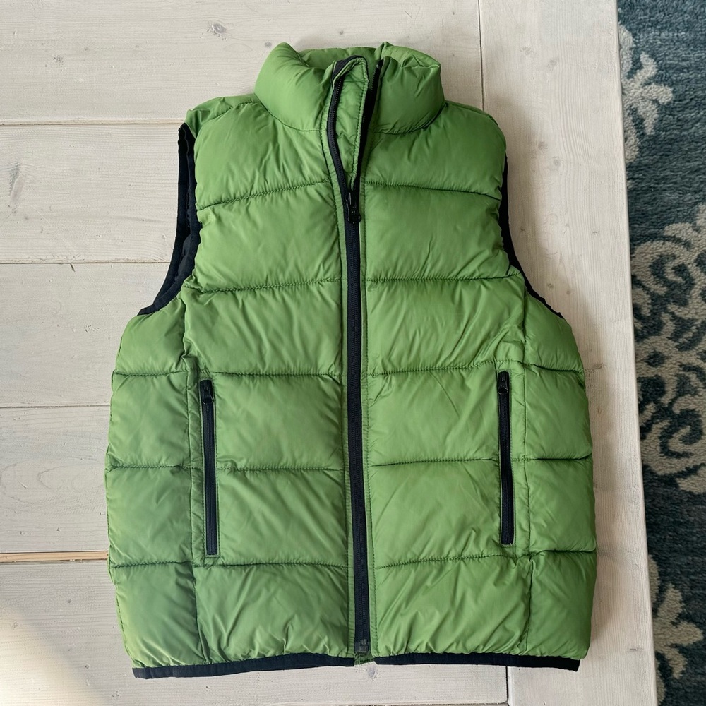 Green Gap Kids puffer jacket size medium
